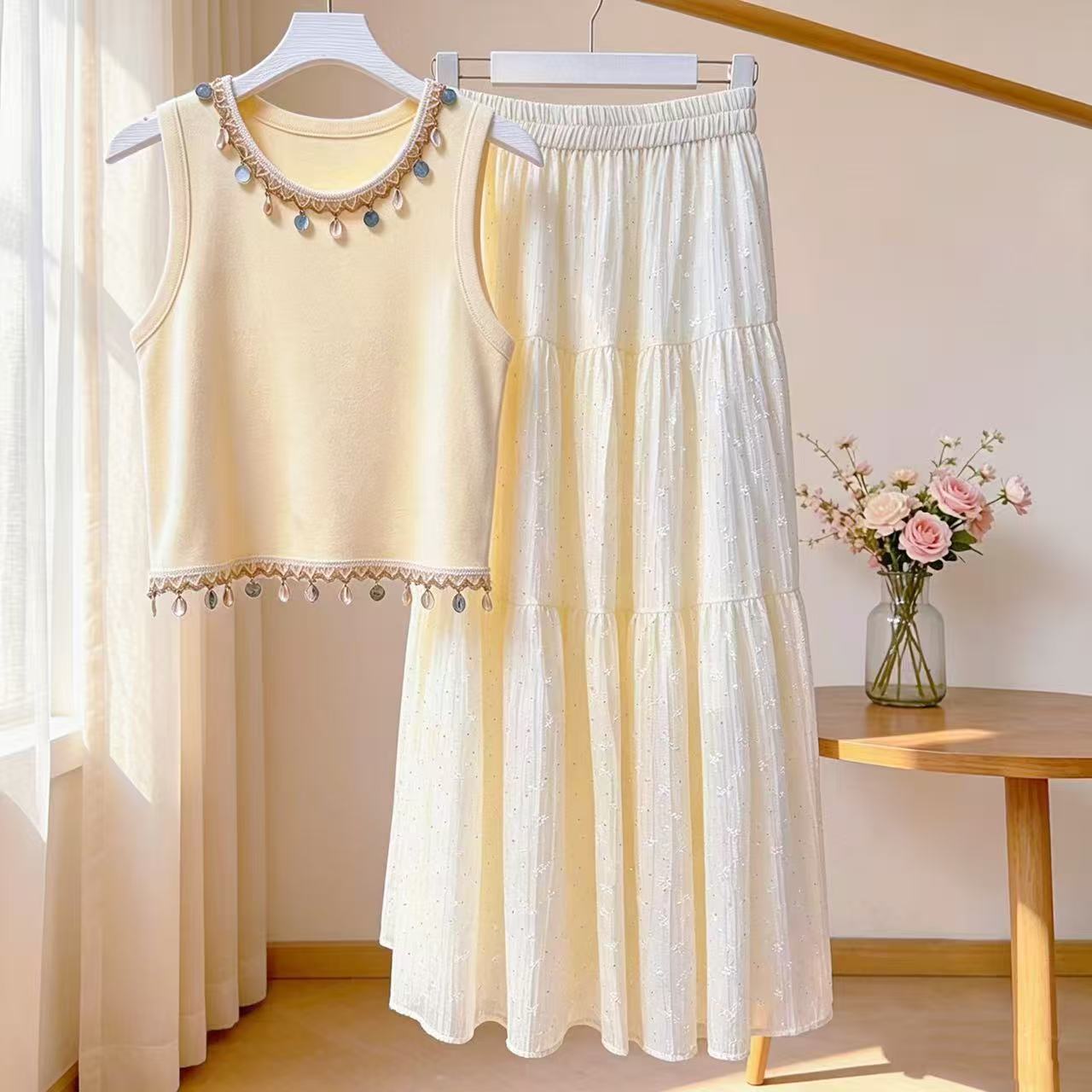 Women'S Fashion Vest Tops - 新作ファッション 夏のカジュアルツーピースセット レディース スパンコール付きOネックノースリーブベストトップ + Aラインパッチワークスカート