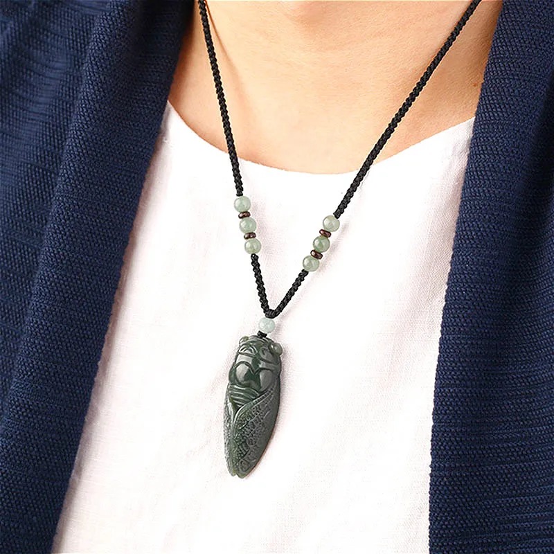 男性と女性のための天然ヘチアンシカダ翡翠ペンダントネックレス - Women'S Fashion Jewellery のレビューと価格