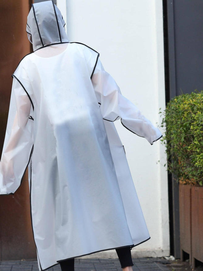 ファッション多機能レインコートロング全身防雨レインコート女性 - Women'S Fashion Rain Jacket のレビューと価格