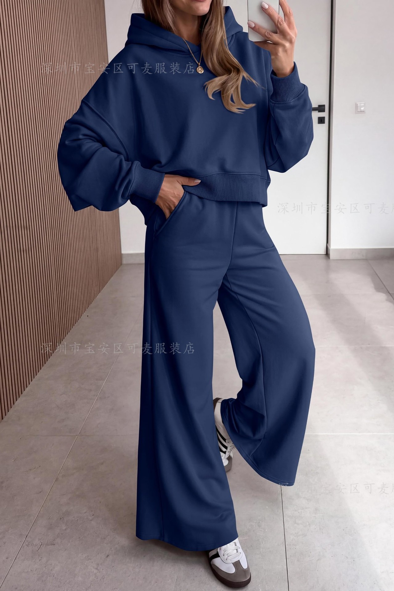 2026秋冬セット レディース オーバーサイズカットフーディ - Hoodie Women Oversized のレビューと価格