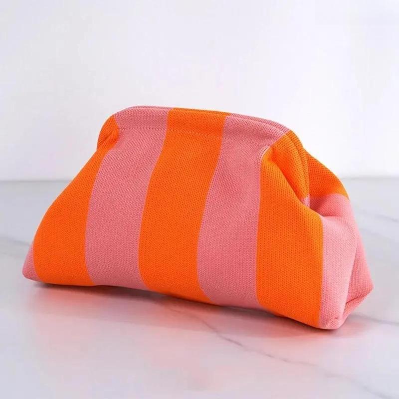女性用クロシェクラッチバッグ – 軽量織り雲＆餃子デザインの - Women Fashion Handbags のレビューと価格