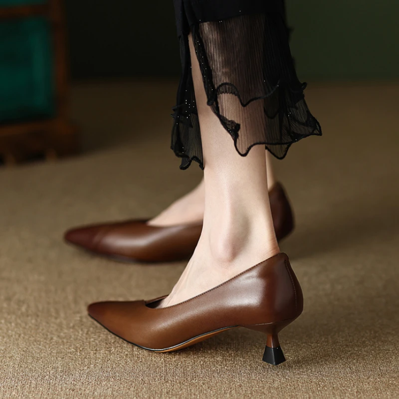 スクエアヒールミディアムレディースパンプスポインテッドトゥ婦 - Women'S Fashion Quick Delivery のレビューと価格
