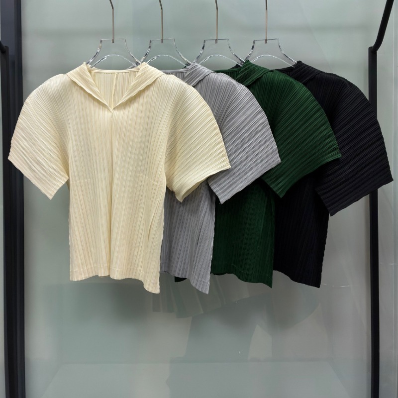 ミヤケプリーツフーディーとショートパンツセット夏の新作ファッ - Women'S Fashion Sweatshirts のレビューと価格