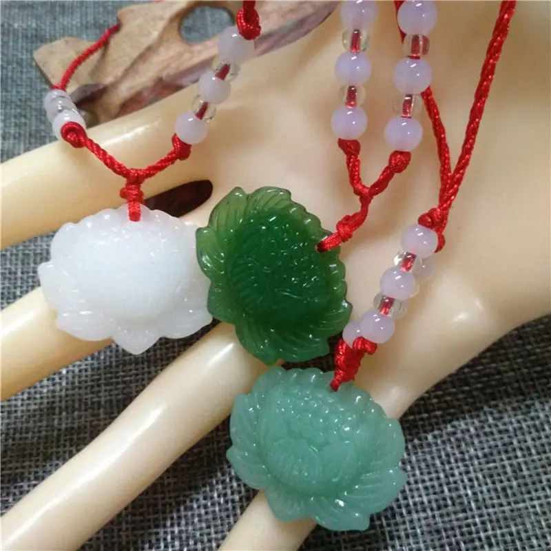ナチュラルグリーンジェイドロータスペンダントネックレス,ビー - Women'S Fashion Jewellery のレビューと価格