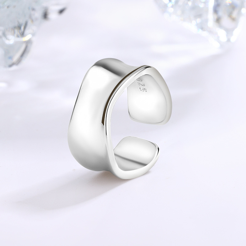 925 スターリングシルバーワイド不規則な滑らかな表面調節可 - Women'S Fashion Jewellery のレビューと価格