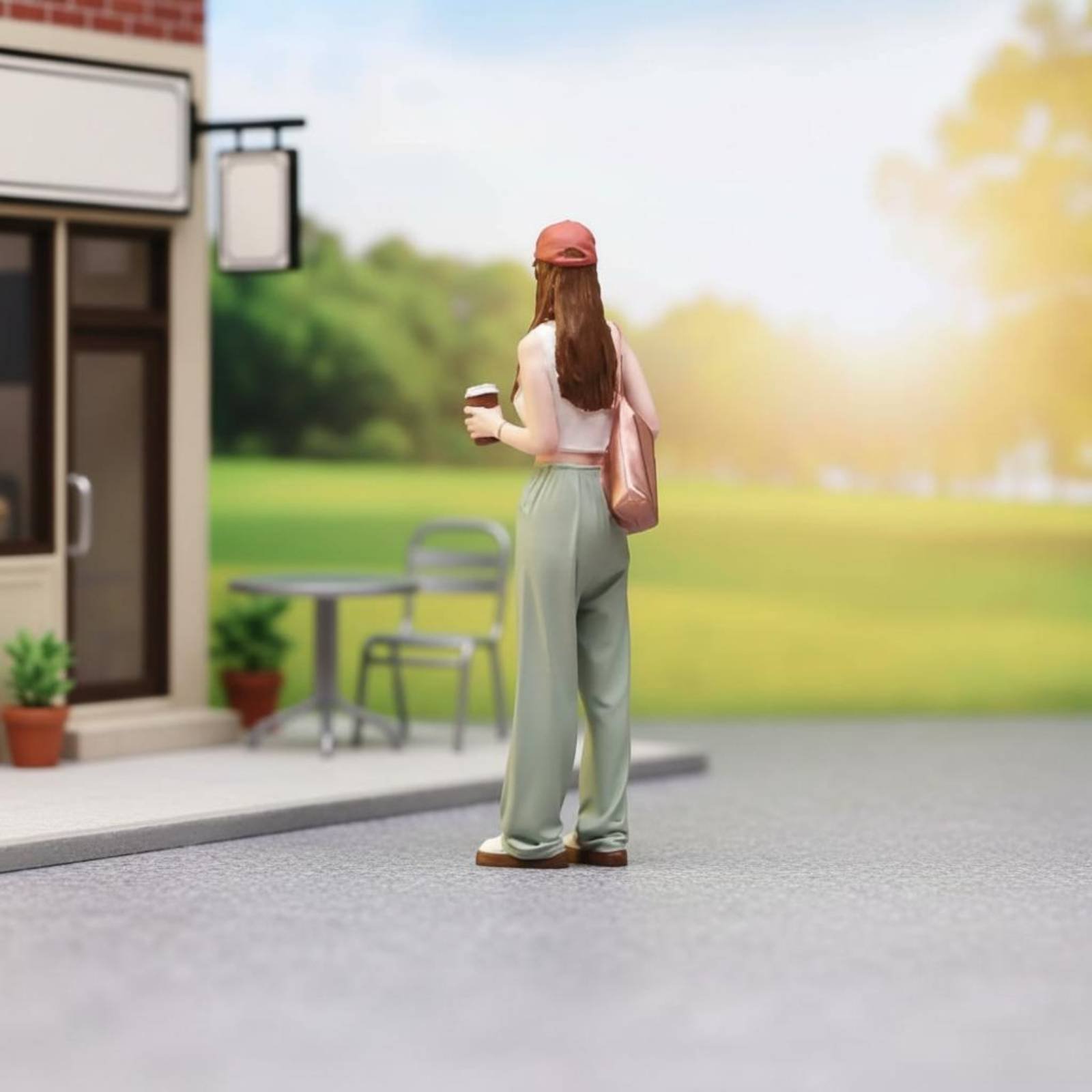 コーヒーを持った女の子のフィギュア カラフルなストリートファ - Women Fashion Pose のレビューと価格